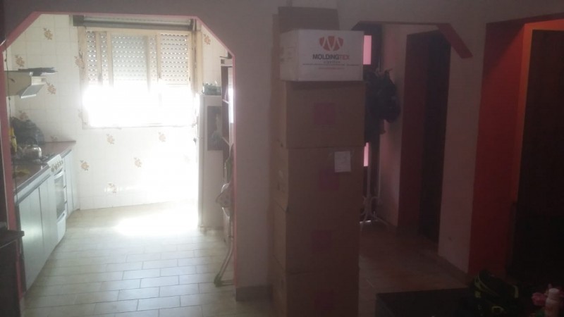 GALPON CON VIVIENDA DE 3 AMBIENTES CON SALIDA A DOS CALLES