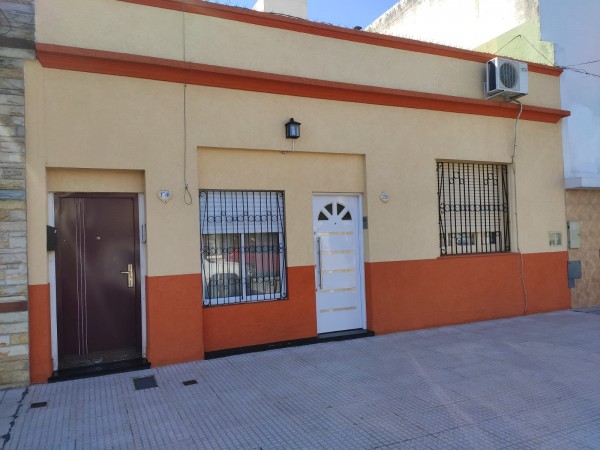 EXCELENTE PH DE 3 AMBIENTES, P.B. FRENTE EN BARRIO NAON