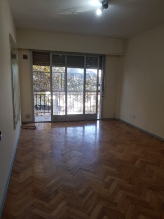 ALQUILER 2 AMBIENTES CON BALCON AL FRENTE
