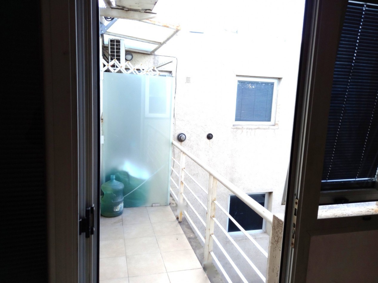 DTO. 2 AMB. EN VENTA CON COCHERA