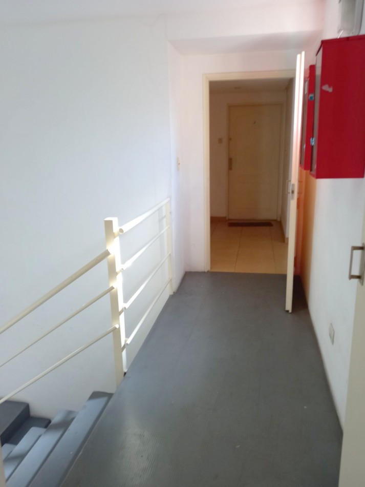 DTO. 2 AMB. EN VENTA CON COCHERA