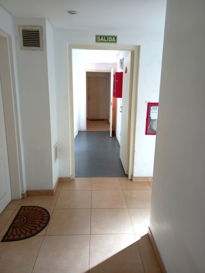 DTO. 2 AMB. EN VENTA CON COCHERA