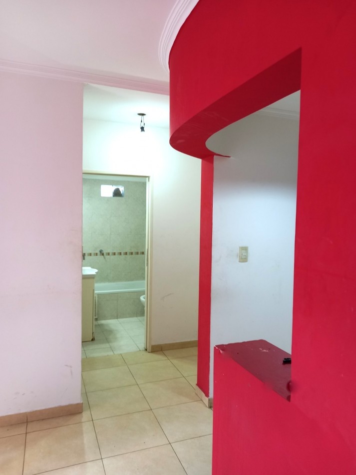 DTO. 2 AMB. EN VENTA CON COCHERA