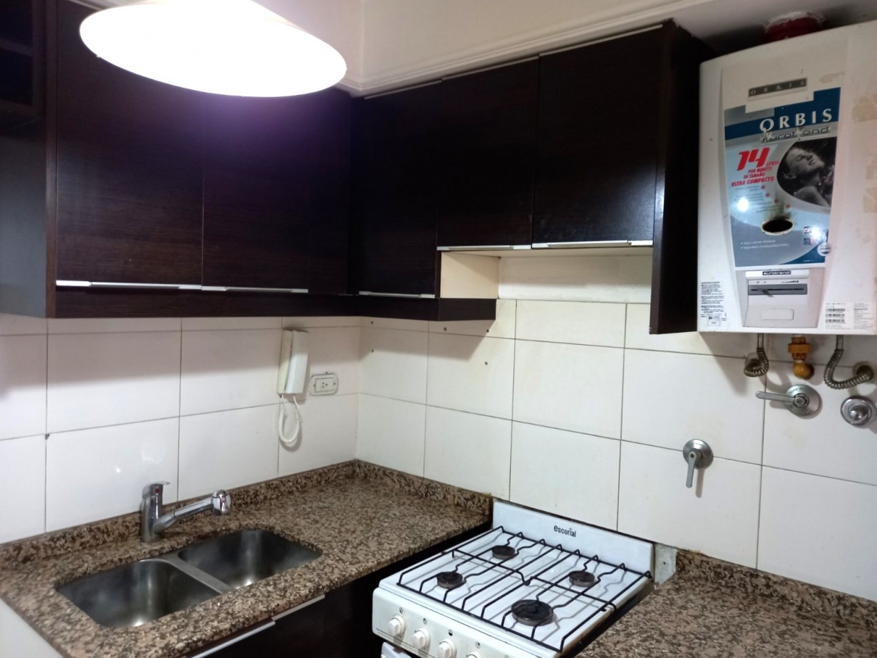 DTO. 2 AMB. EN VENTA CON COCHERA