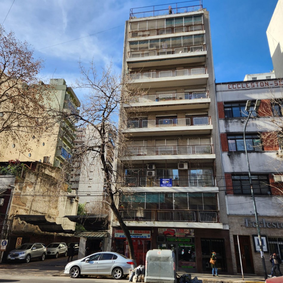DEPARTAMENTO 4 AMBIENTES CON DEPENDENCIA
