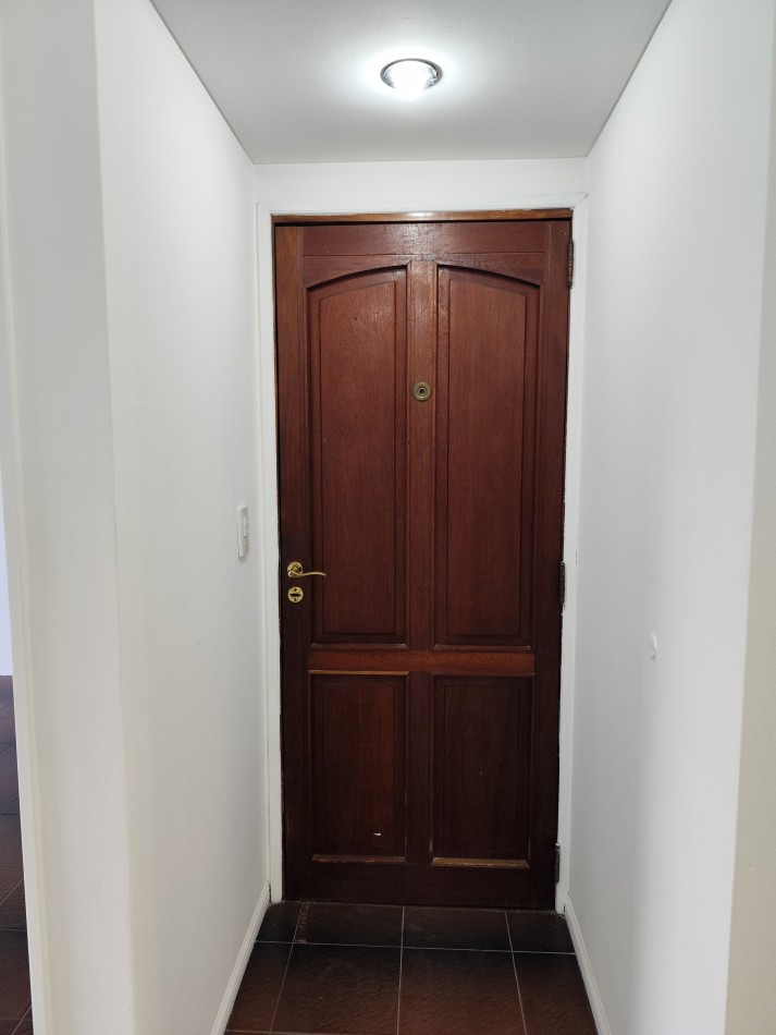 DEPARTAMENTO 2 AMBIENTES, CON BALCON, EDIFICIO CON PISCINA, APTO CREDITO!