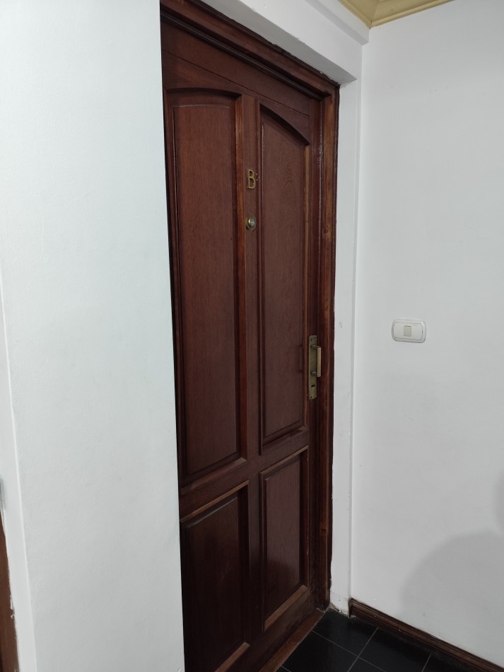 DEPARTAMENTO 2 AMBIENTES, CON BALCON, EDIFICIO CON PISCINA, APTO CREDITO!