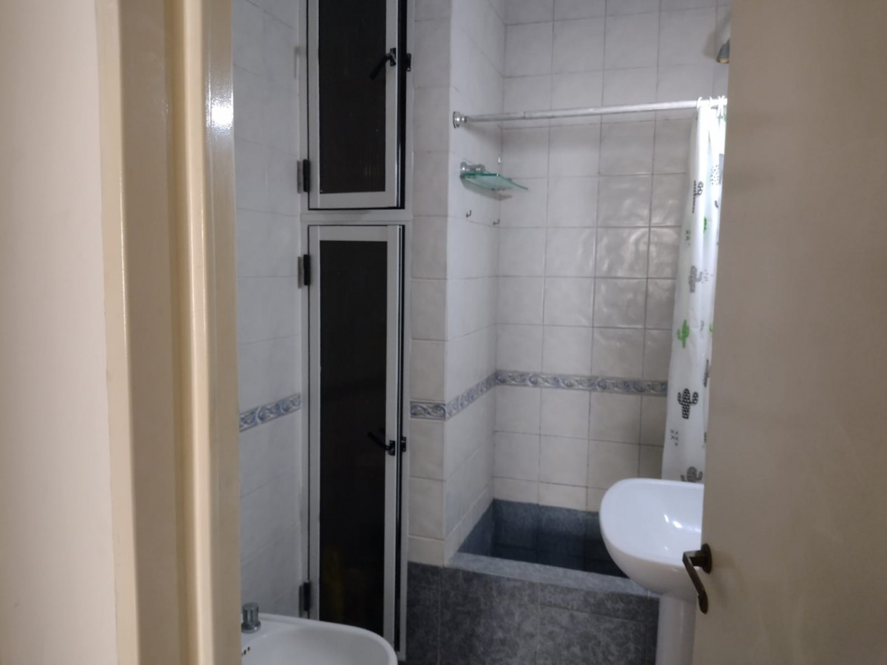 DEPARTAMENTO DE 2 AMB. A 200 MTS DE AV. RIVADAVIA