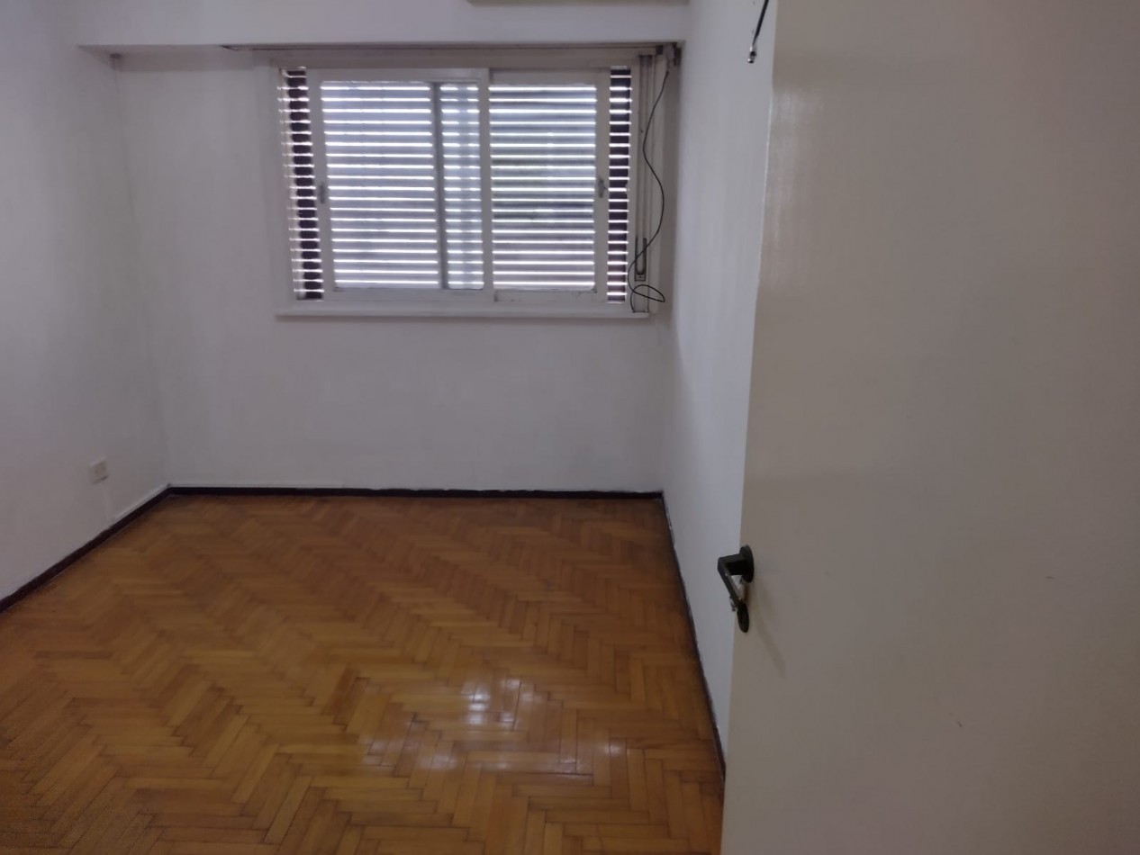 DEPARTAMENTO DE 2 AMB. A 200 MTS DE AV. RIVADAVIA