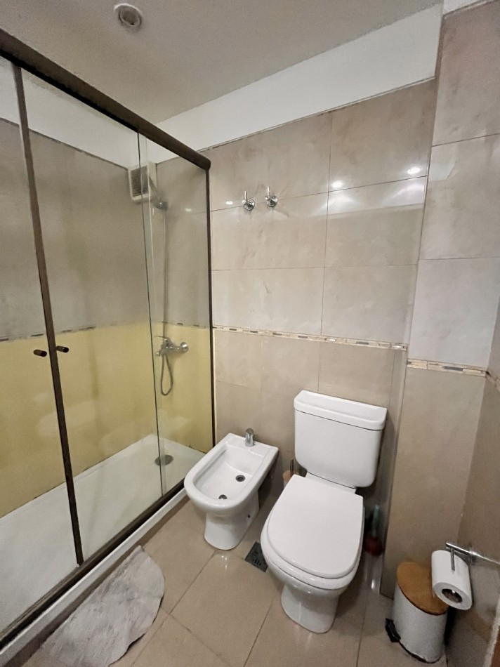 DEPARTAMENTO 4 AMBIENTES CON DEPENDENCIA