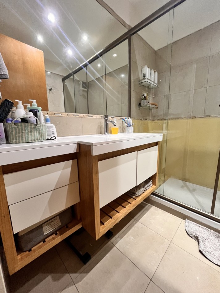 DEPARTAMENTO 4 AMBIENTES CON DEPENDENCIA