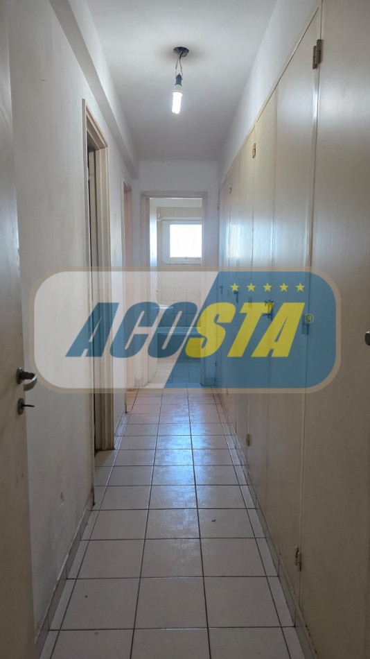 DEPARTAMENTO DE 3 AMBIENTES CON BALCON Y COCHERA
