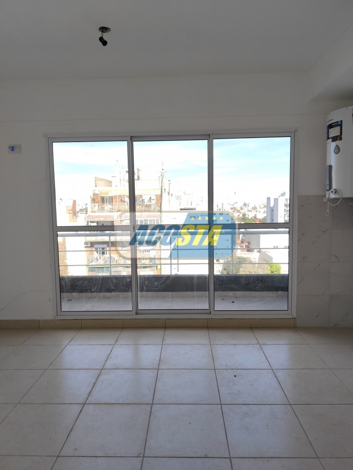 OPORTUNIDAD! A ESTRENAR, DTO 1 AMBIENTE AL FRENTE CON BALCON TERRAZA SOBRE AVENIDA