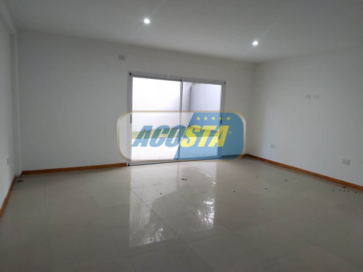 HERMOSO DTO 2 AMB EN VENTA EN PLANTA BAJA, ULTIMA UNIDAD DISPONIBLE A ESTRENAR, POSESION INMEDIATA!