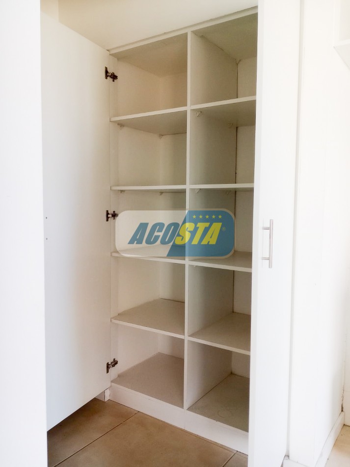 DEPARTAMENTO MONOAMBIENTE EN ALQUILER, AL FTE. AV ALBERDI