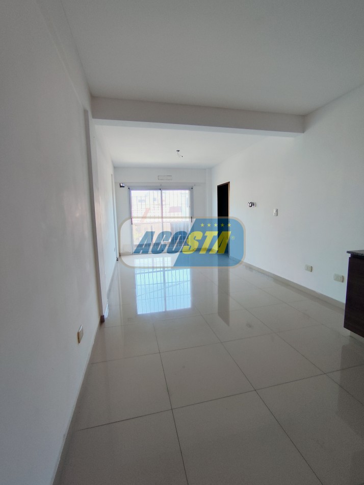 ALQUILER DTO. 1 AMBIENTE FTE. CON BALCON