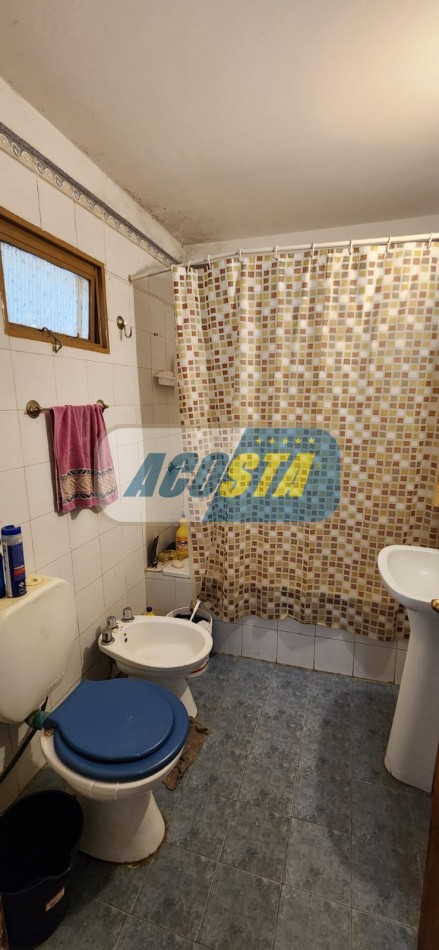 DEPARTAMENTO 2 AMBIENTES, A MTS DE AV. RIVADAVIA, OPORTUNIDAD!