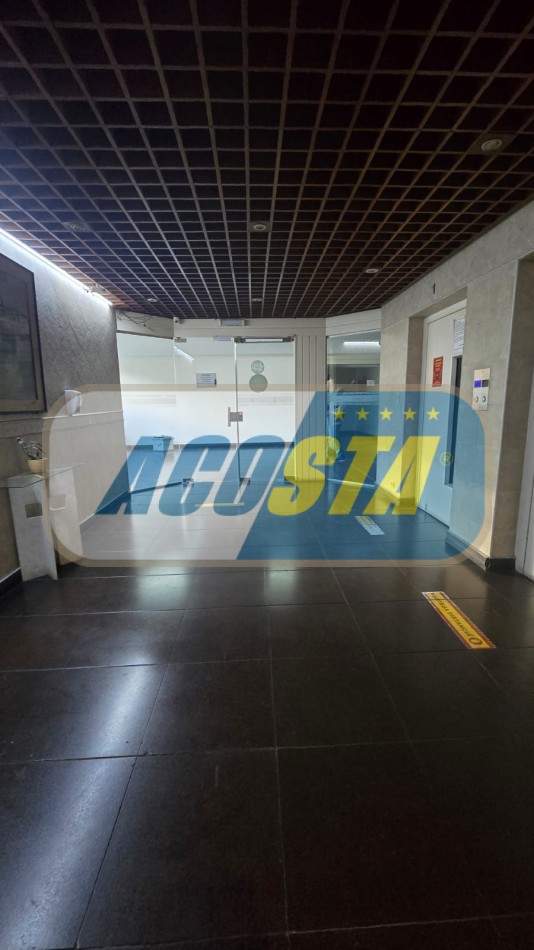 DEPARTAMENTO DE 3 AMBIENTES CON BALCON Y COCHERA