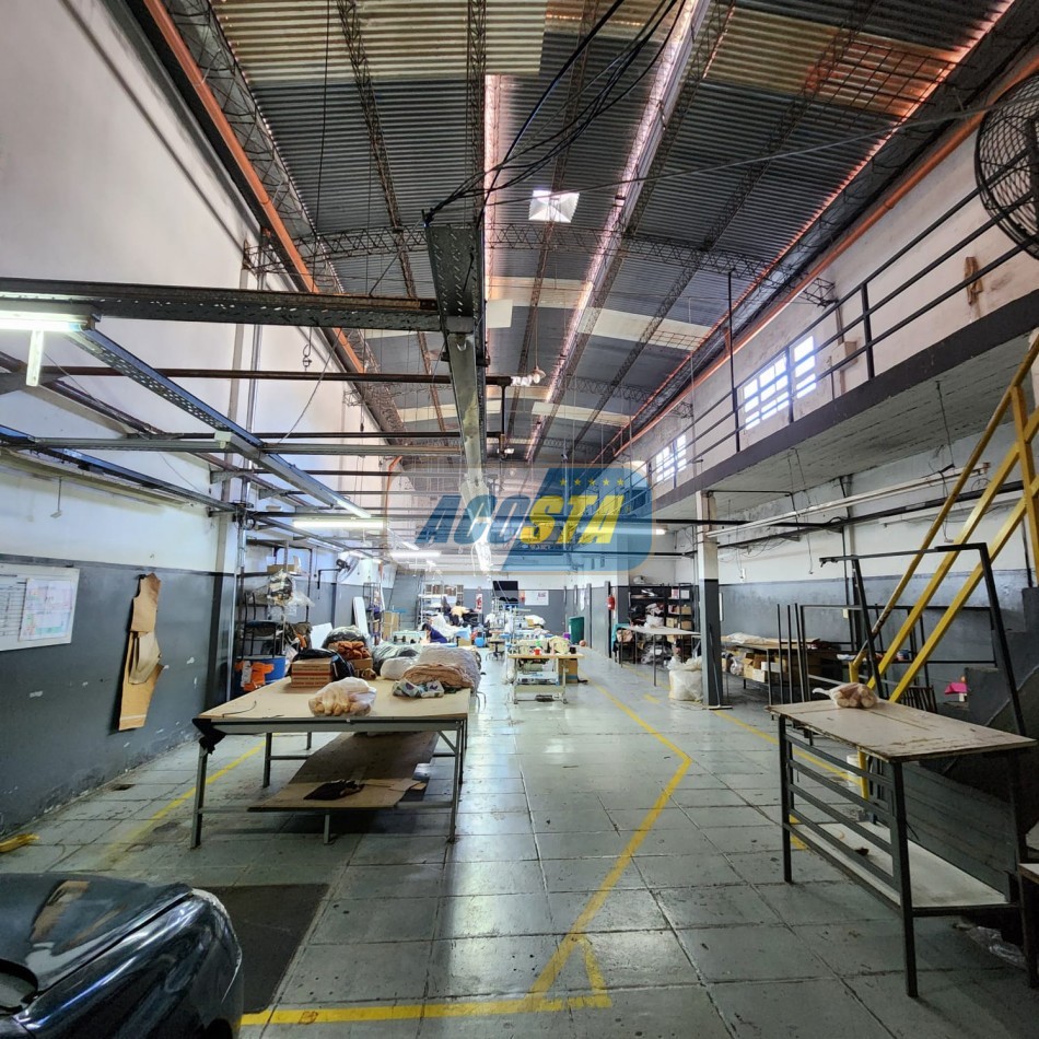 GALPON EN ALQUILER 590 M2 TOTALES (APROX)
