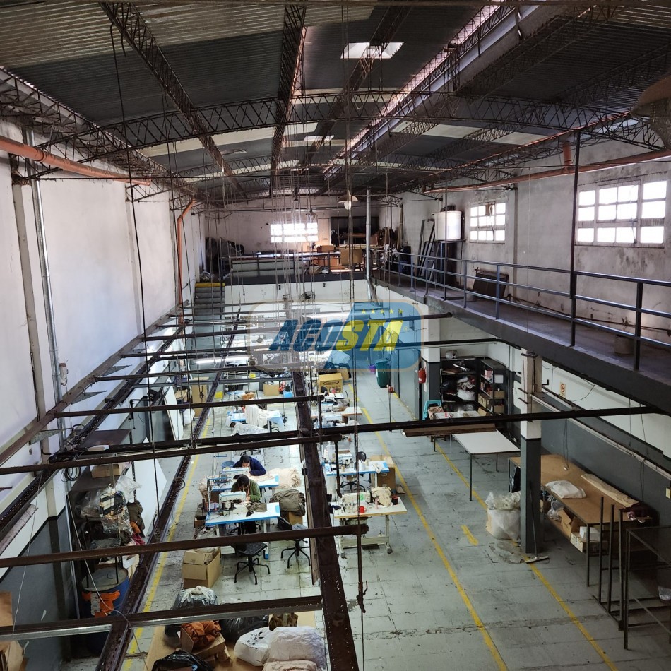 GALPON EN ALQUILER 590 M2 TOTALES (APROX)