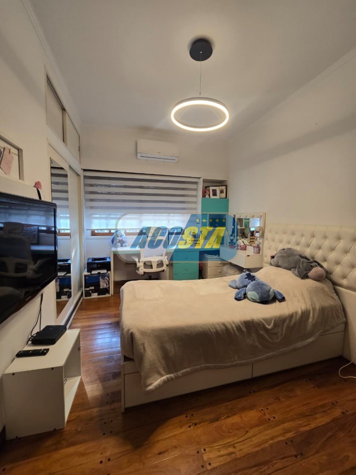 EXCELENTE CASA DE 4 AMBIENTES EX-MUNICIPAL