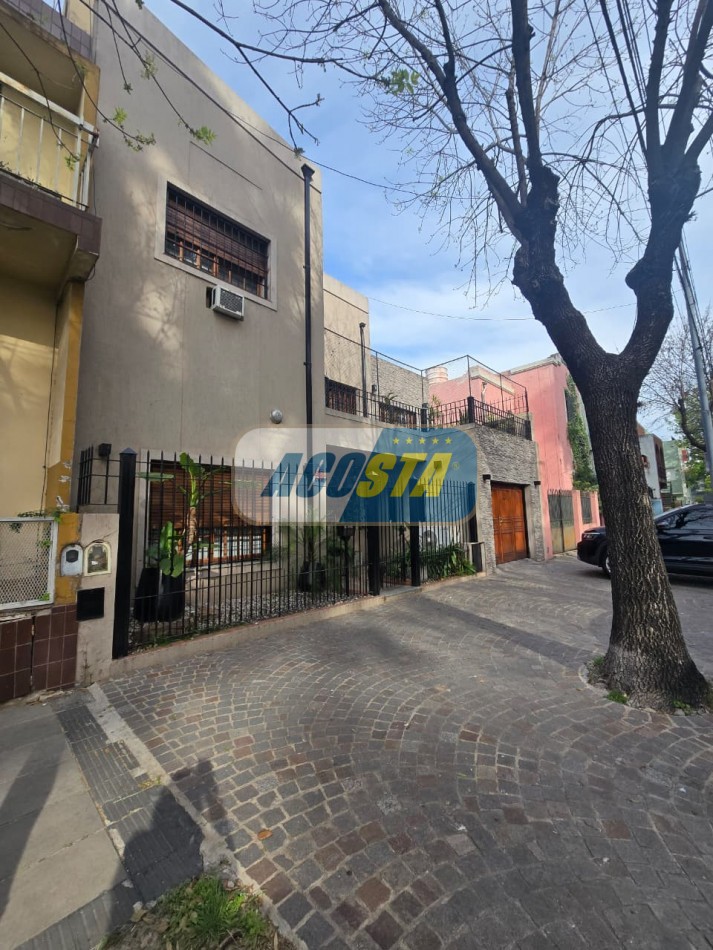 EXCELENTE CASA DE 4 AMBIENTES EX-MUNICIPAL