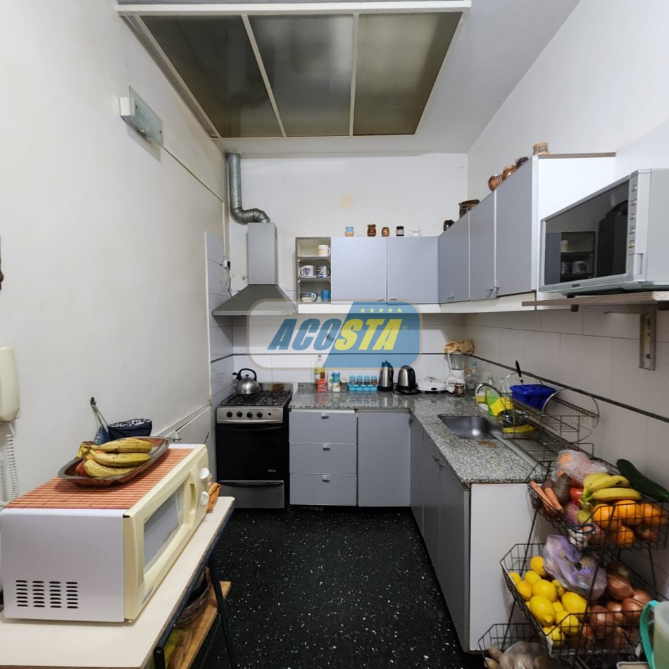 TIPO CASA AL FRENTE 