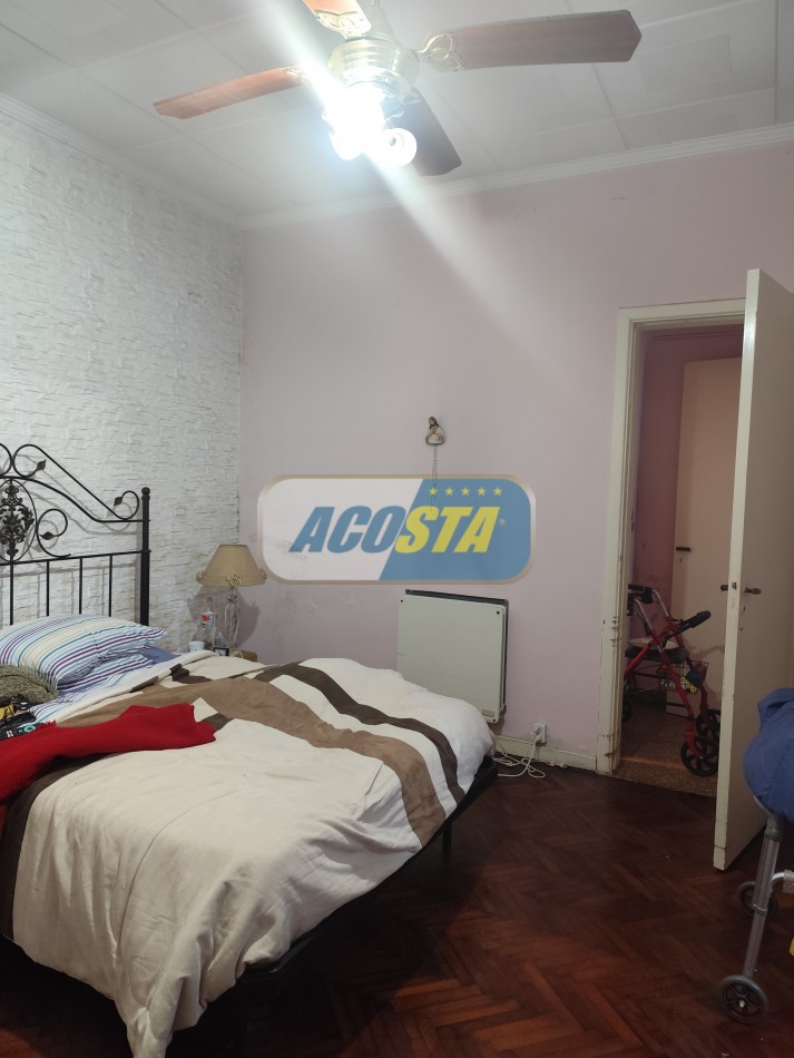 CASA 5 AMBIENTES, CON LOTE UNICO PROXIMO A BARRIO NAON