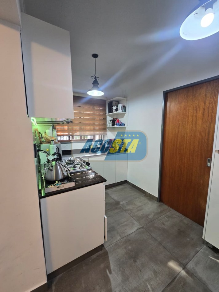 EXCELENTE CASA DE 4 AMBIENTES EX-MUNICIPAL