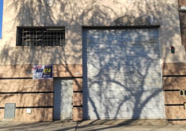 GALPON CON VIVIENDA DE 3 AMBIENTES CON SALIDA A DOS CALLES