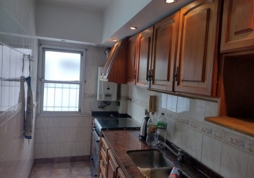 DEPARTAMENTO DE 2 AMB. A 200 MTS DE AV. RIVADAVIA