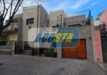 EXCELENTE CASA DE 4 AMBIENTES EX-MUNICIPAL