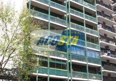 DEPARTAMENTO DE 2 AMB. AL CONTRA-FRENTE CON BALCON